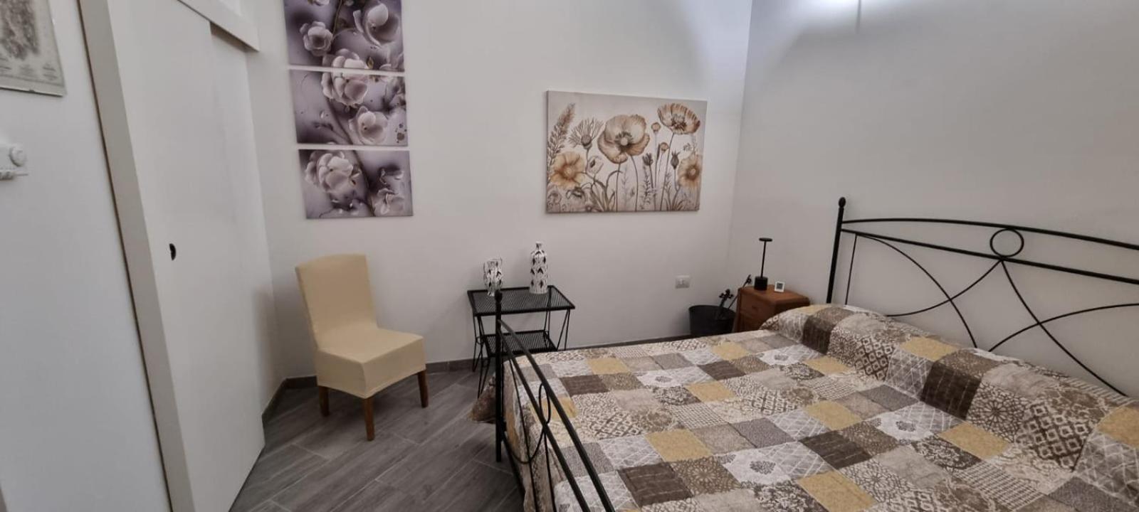 Di Kentia Alloggio in famiglia Sassari